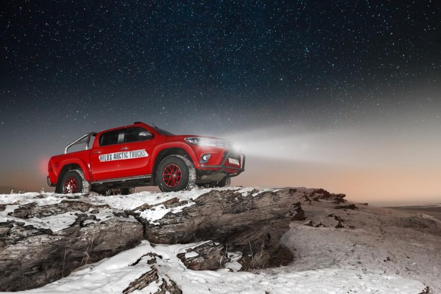  Arctic Trucks Toyota Hilux NG AT35 2016 года  (фото 4 из 12)